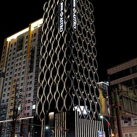 Astro Hotel Jongin Exteriér fotografie